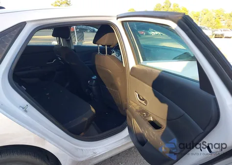 2025 Hyundai Elantra Sel Convenience z USA, uszkodzony, nr VIN KMHLS4DG2SU005732